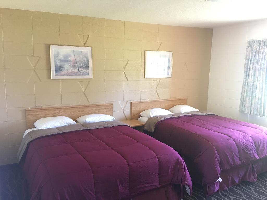 Budget Inn Motel Вудберн Экстерьер фото
